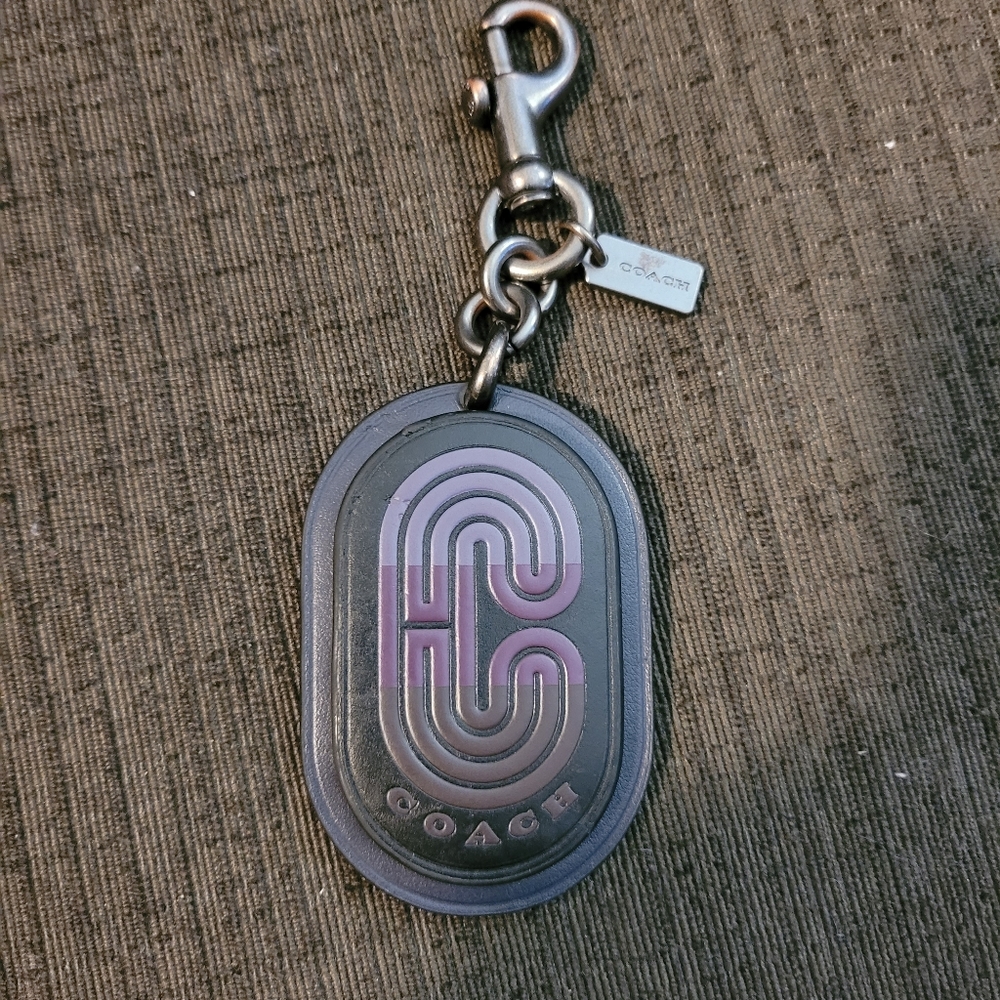 :::COACH Keychains::: - Picture 3 of 4